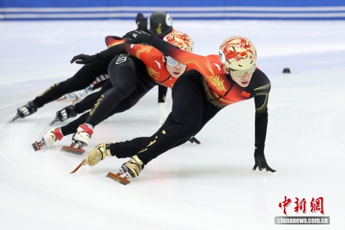 中国短道速滑队全力备战米兰冬奥会 29日公开训