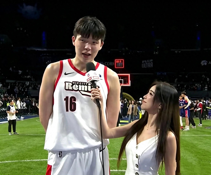 杨瀚森力挽狂澜助球队爆冷击败墨西哥城队长